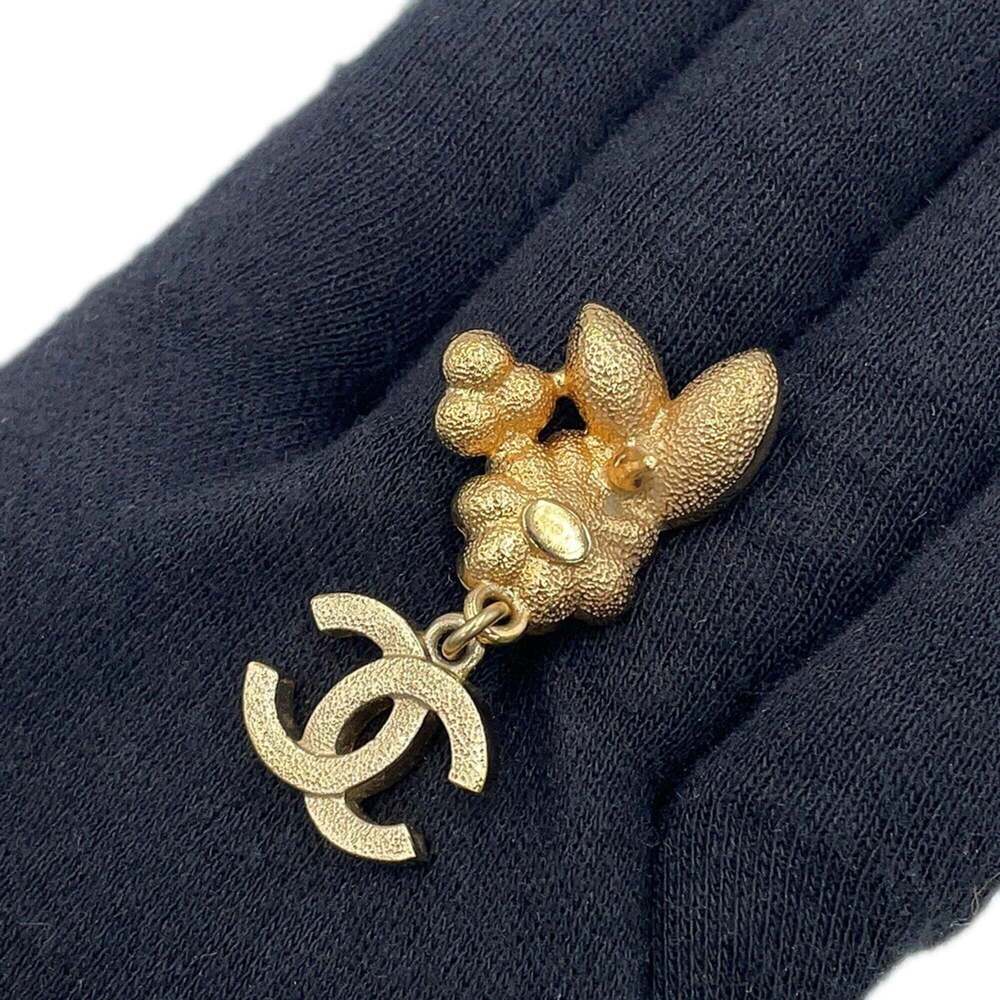 CHANEL Authentic Pearl Logo Earrings - Picture 6 of 10